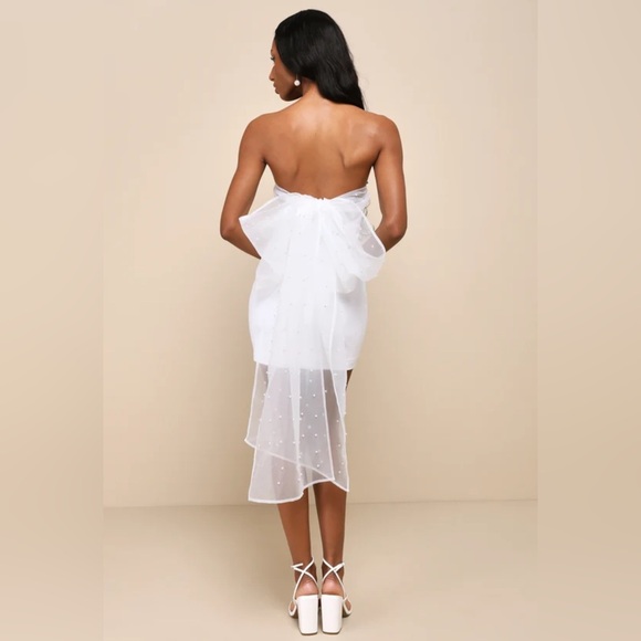 Lulu's White Strapless Mini Dress Size Small Pearl Tie Back / Bow - Picture 1 of 3
